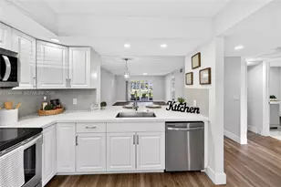 12701 SW 14th St, Pembroke Pines, FL 33027 - Photo 4