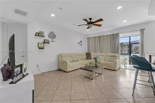 8200 NW 128th Ln, Parkland, FL 33076 - Photo 4