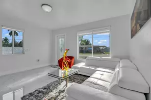 4721 SW 108th Ave, Miami, FL 33165 - Photo 8