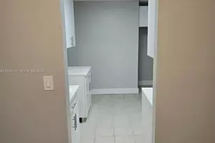 10301 SW 175th St, Miami, FL 33157 - Photo 4