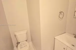 10301 SW 175th St, Miami, FL 33157 - Photo 14