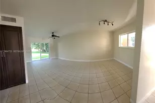 7430 Miami Lakes Dr, Miami Lakes, FL 33014 - Photo 10