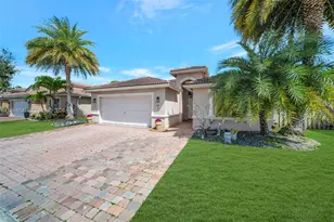 1531 SW 194th Terrace, Pembroke Pines, FL 33029 - Photo 2