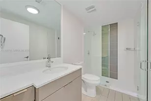 321 NE 26th St, Miami, FL 33137 - Photo 8