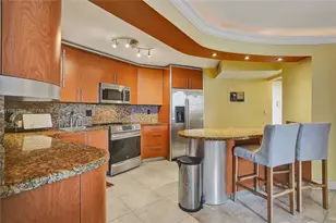 800 Parkview Dr, Hallandale Beach, FL 33009 - Photo 22