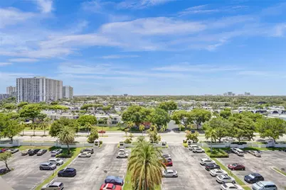 800 Parkview Dr #911, Hallandale Beach, FL 33009 - Photo 12