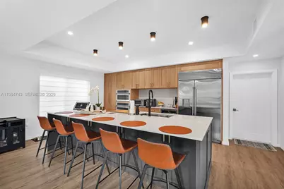 7993 NW 161st Ter, Miami Lakes, FL 33016 - Photo 14