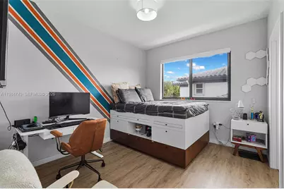 7993 NW 161st Ter, Miami Lakes, FL 33016 - Photo 44