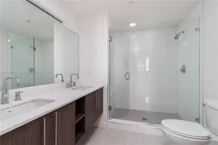 7661 NW 107th Ave, Doral, FL 33178 - Photo 12