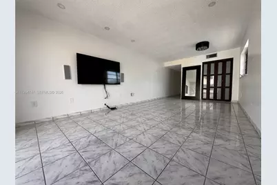 1150 Collins Ave #301, Miami Beach, FL 33139 - Photo 4