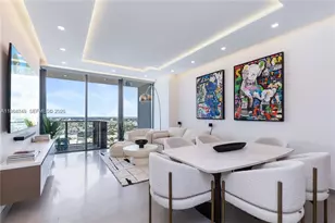 88 SW 7th St, Miami, FL 33130 - Photo 1