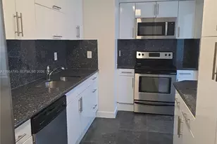 301 Golden Isles Dr, Hallandale Beach, FL 33009 - Photo 12