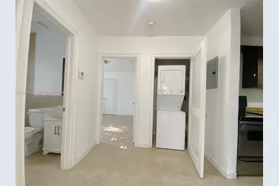 119 Salamanca Ave #3, Coral Gables, FL 33134 - Photo 2