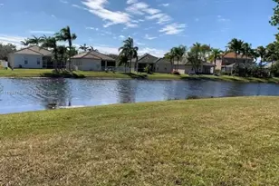 1918 Andromeda Ln, Weston, FL 33327 - Photo 8