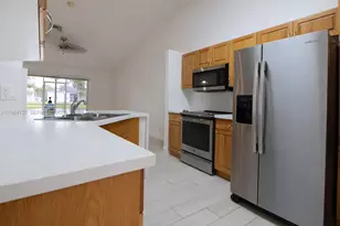 1918 Andromeda Ln, Weston, FL 33327 - Photo 32