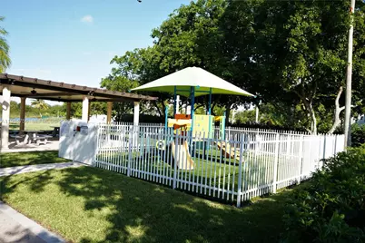 1471 NW 159th Ave, Pembroke Pines, FL 33028 - Photo 56