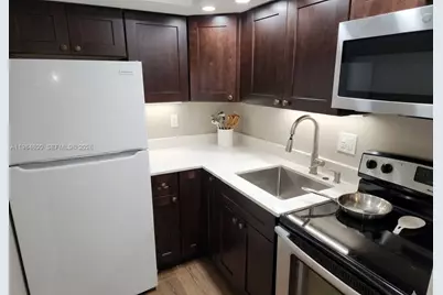 1731 SE 15th St #406, Fort Lauderdale, FL 33316 - Photo 8