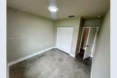 929 NW 60th St, Miami, FL 33127 - Photo 8