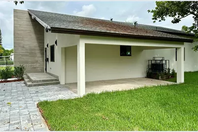 929 NW 60th St, Miami, FL 33127 - Photo 18