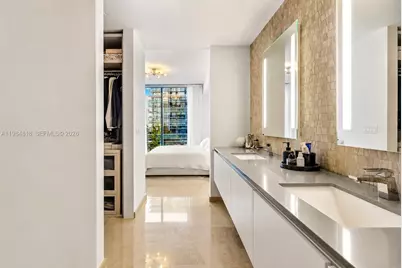 88 SW 7th St #809, Miami, FL 33130 - Photo 24