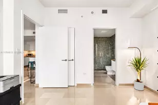 88 SW 7th St, Miami, FL 33130 - Photo 26