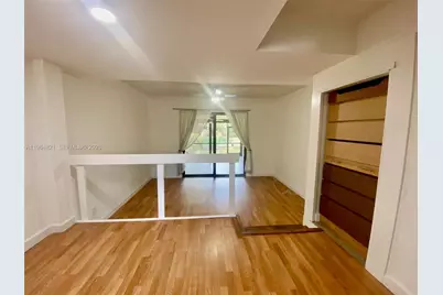8975 Palm Tree Ln #8975, Pembroke Pines, FL 33024 - Photo 2