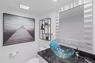 3675 N Country Club Dr, Aventura, FL 33180 - Photo 8