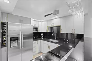 3675 N Country Club Dr, Aventura, FL 33180 - Photo 6