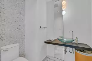 200 Biscayne Blvd Way, Miami, FL 33131 - Photo 6