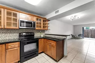 14907 SW 80th St, Miami, FL 33193 - Photo 1