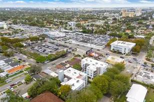 820 Salzedo St, Coral Gables, FL 33134 - Photo 24