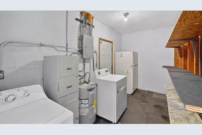 22300 SW 109th Ave, Miami, FL 33170 - Photo 6