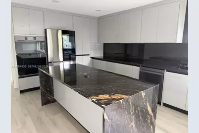 588 Mokena Dr, Miami Springs, FL 33166 - Photo 4