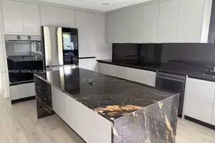 588 Mokena Dr, Miami Springs, FL 33166 - Photo 4