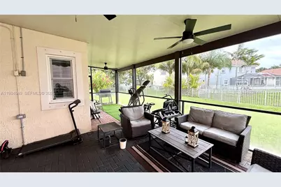 7500 NW 19th Dr, Pembroke Pines, FL 33024 - Photo 14