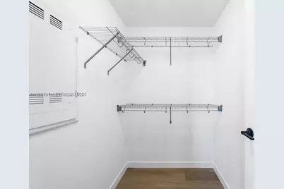 307 SW 5th St #S2, Fort Lauderdale, FL 33315 - Photo 6