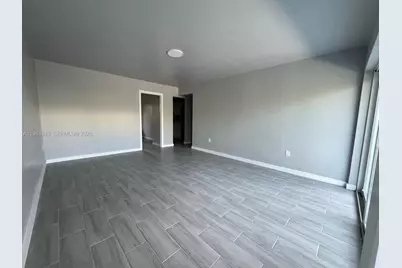 161 NE 117th St, Miami, FL 33161 - Photo 2