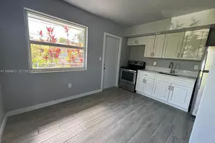 161 NE 117th St, Miami, FL 33161 - Photo 16