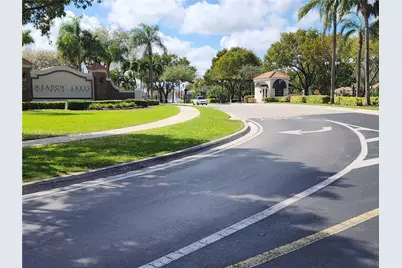 10301 N Serene Meadow Dr N, Boca Raton, FL 33428 - Photo 8