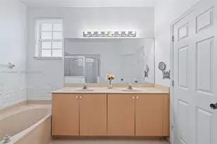 2109 NE 3rd Ct, Homestead, FL 33033 - Photo 12