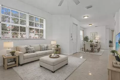 2109 NE 3rd Ct, Homestead, FL 33033 - Photo 4