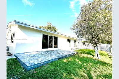 3042 Hayes St, Hollywood, FL 33021 - Photo 58