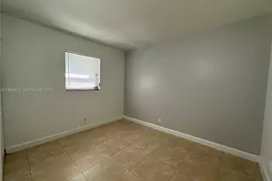 2705 NE 9th Ave, Wilton Manors, FL 33334 - Photo 18