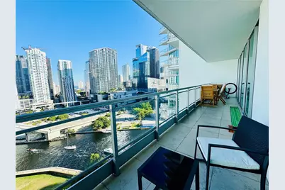 92 SW 3rd St #2112, Miami, FL 33130 - Photo 8