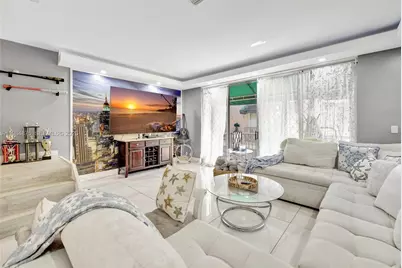 12662 NW 14th St, Sunrise, FL 33323 - Photo 14