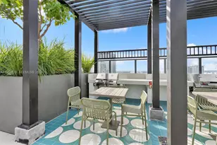 11 NE 6th St, Miami, FL 33132 - Photo 30