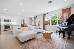 1628 Myrtle Oak Ter, Hollywood, FL 33021 - Photo 4