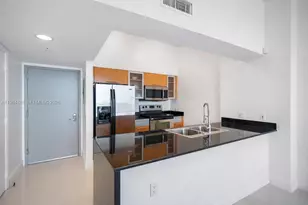 1750 N Bayshore Dr, Miami, FL 33132 - Photo 16