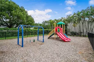 1022 SE Adams Ave, Homestead, FL 33034 - Photo 6
