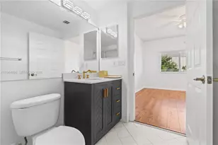 7647 Southampton Terrace, Tamarac, FL 33321 - Photo 18